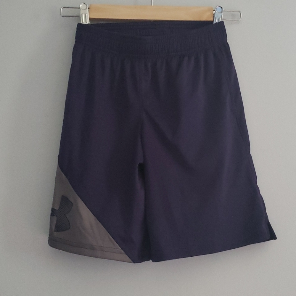 Under armour boys shorts